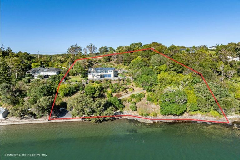 Photo of property in 64 Manganese Point Road, Tamaterau, Whangarei, 0174