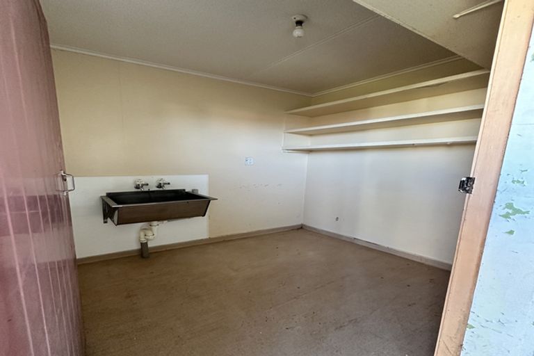 Photo of property in 141 Puriri Street, Castlecliff, Whanganui, 4501