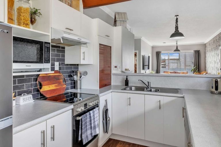 Photo of property in 52 Kitchener Street, Gore, 9710