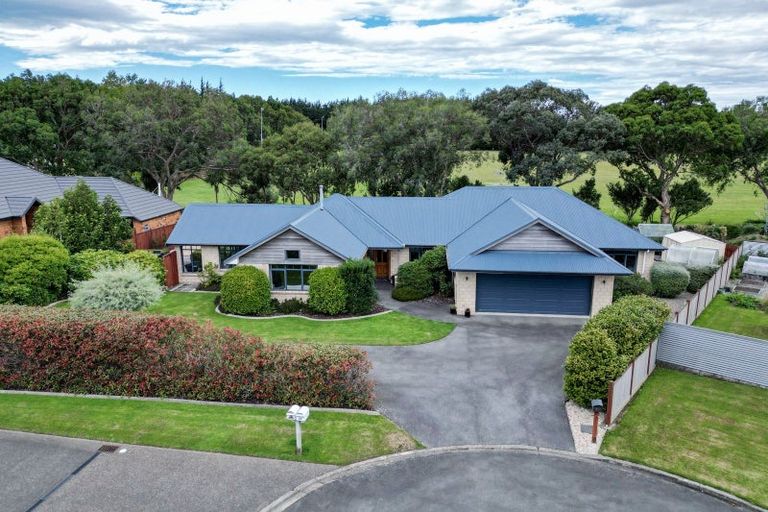 Photo of property in 60 Glenroy Park Drive, Waikiwi, Invercargill, 9810