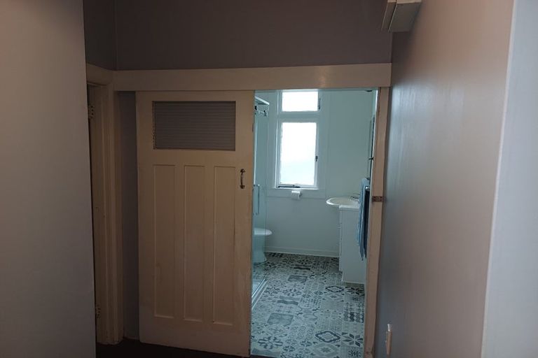 Photo of property in 404 Tremaine Avenue, Takaro, Palmerston North, 4412