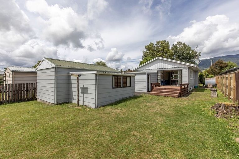 Photo of property in 11 Kutai Street, Turangi, 3334