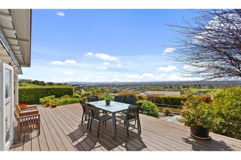 Photo of property in 41 Aotea Terrace, Huntsbury, Christchurch, 8022