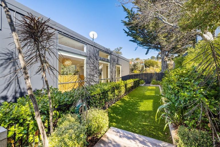 Photo of property in 110 Mount Pleasant Road, Mount Pleasant, Christchurch, 8081