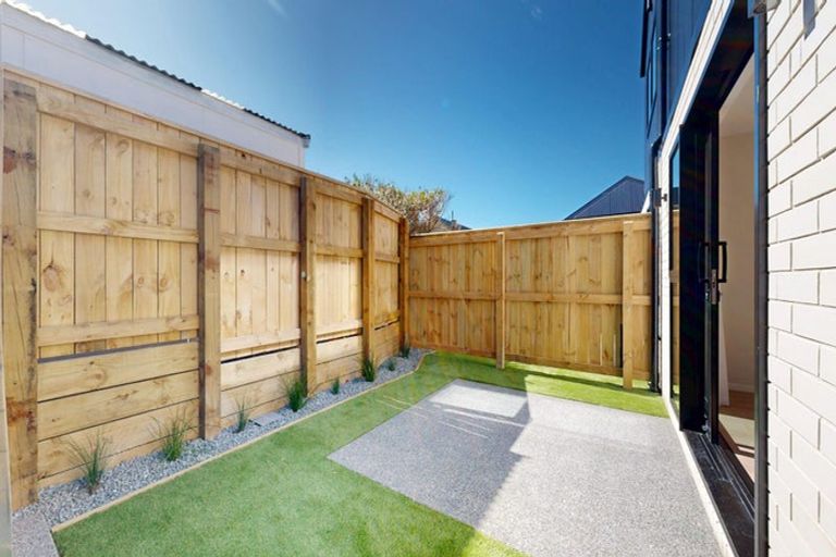 Photo of property in 68a Derwent Street, Island Bay, Wellington, 6023