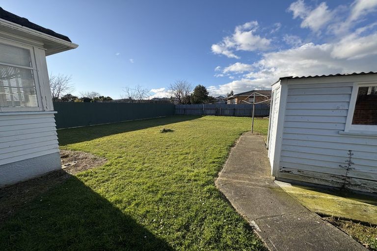 Photo of property in 45 Goldsmith Crescent, Levin, 5510