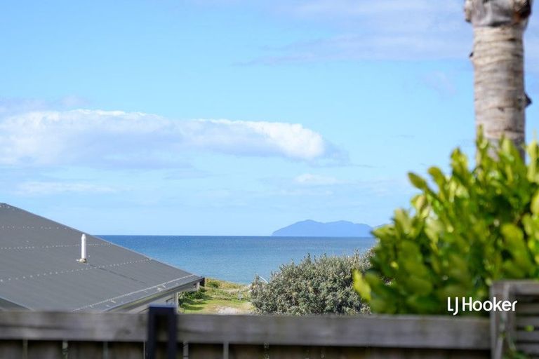 Photo of property in 19 Hanlen Avenue, Waihi Beach, 3611