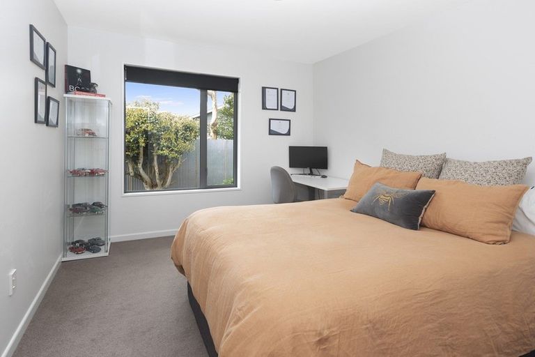 Photo of property in 76a Puriri Street, Riccarton, Christchurch, 8041