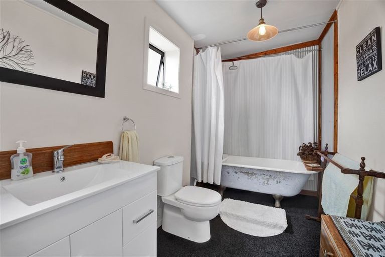 Photo of property in 172 Whakamara Road, Manutahi, Hawera, 4672