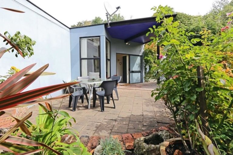 Photo of property in 30 Toop Street, Havelock North, 4130