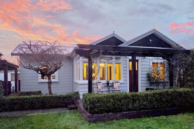 Photo of property in 208 Maeroa Road, Maeroa, Hamilton, 3200