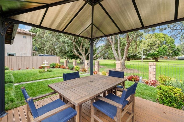 Photo of property in 165a Centreway Road, Orewa, 0931