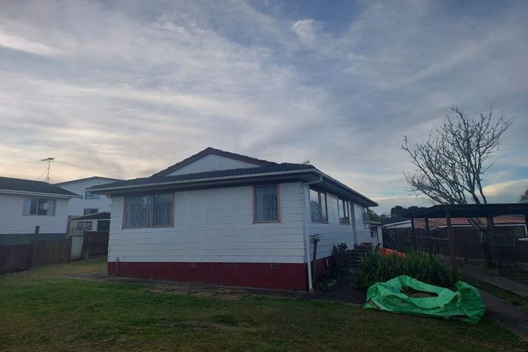 Photo of property in 15 Ribot Place, Randwick Park, Auckland, 2105