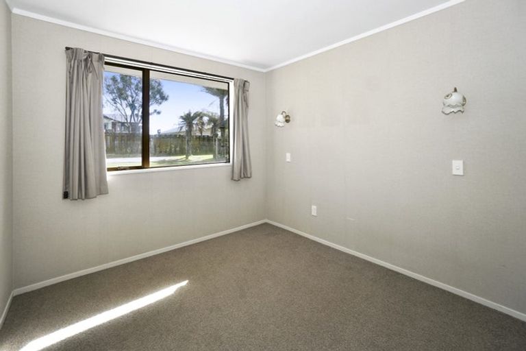 Photo of property in 6 Randell Place, Te Puke, 3119