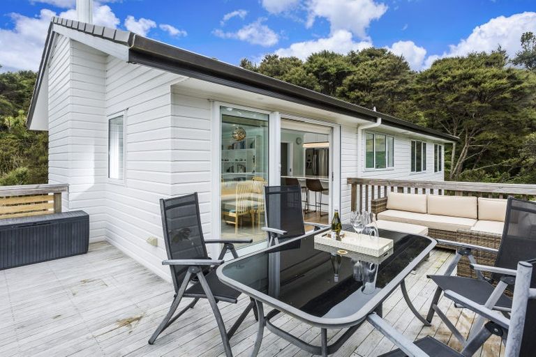 Photo of property in 339a Glenvar Road, Long Bay, Auckland, 0630