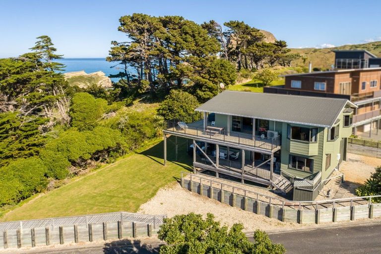 Photo of property in 48 Balfour Crescent, Castlepoint, Tinui, 5889