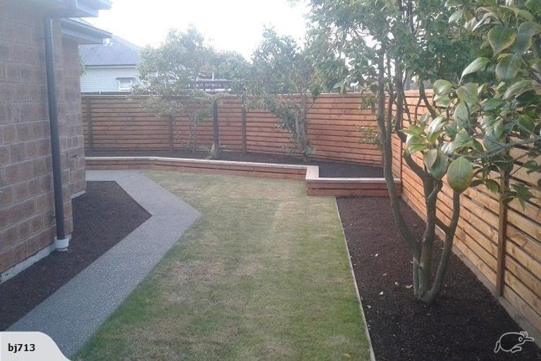 Photo of property in 1a Joiners Lane, Northcote, Christchurch, 8052