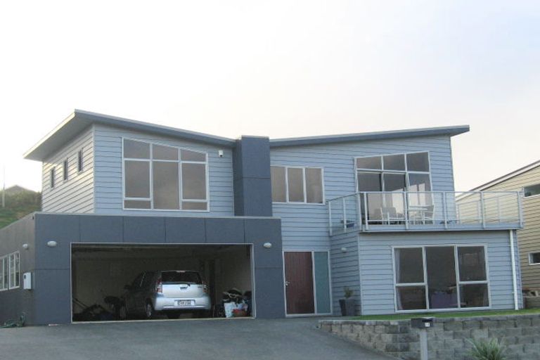 Photo of property in 11 Saint Austell Close, Camborne, Porirua, 5026