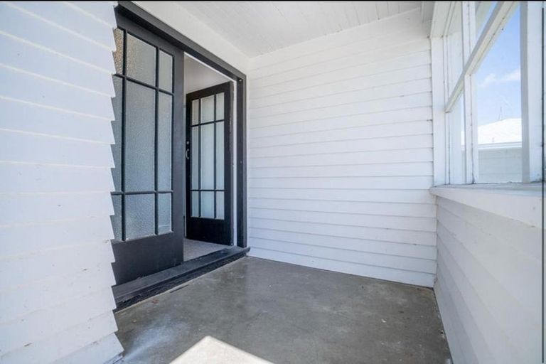 Photo of property in 98 Kelvin Grove Road, Kelvin Grove, Palmerston North, 4414