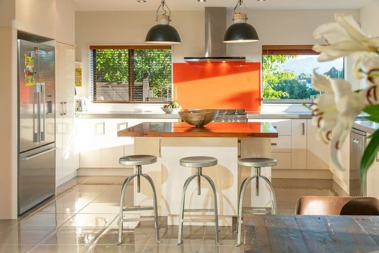 Photo of property in 9 Wharemauku Road, Raumati Beach, Paraparaumu, 5032