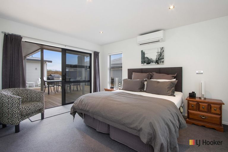 Photo of property in 23 Surfers Avenue, Waihi Beach, 3611