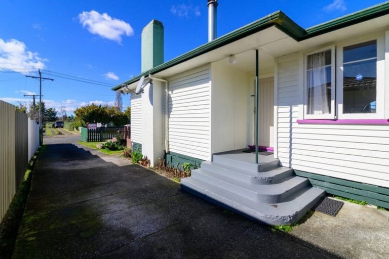 Photo of property in 24 Bellingham Crescent, Fordlands, Rotorua, 3015