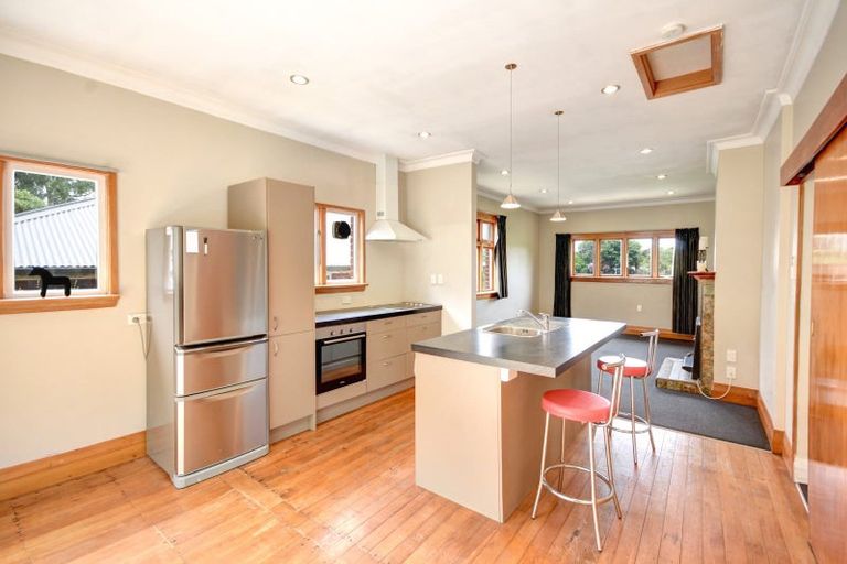 Photo of property in 60 Lonsdale Street, Belleknowes, Dunedin, 9011