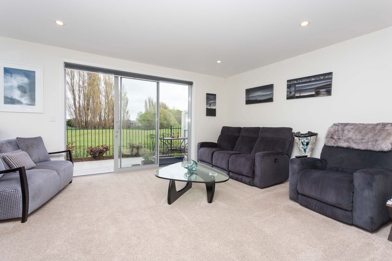 Photo of property in 23a Somerville Crescent, Aidanfield, Christchurch, 8025