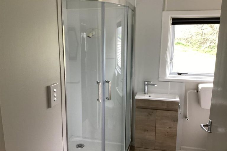 Photo of property in 280 Orere Point Road, Orere Point, Papakura, 2585