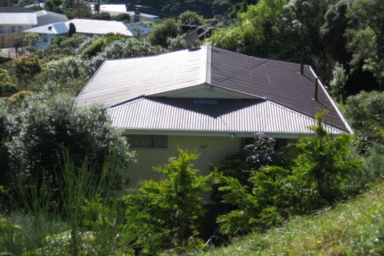 Photo of property in 207 Helston Road, Paparangi, Wellington, 6037