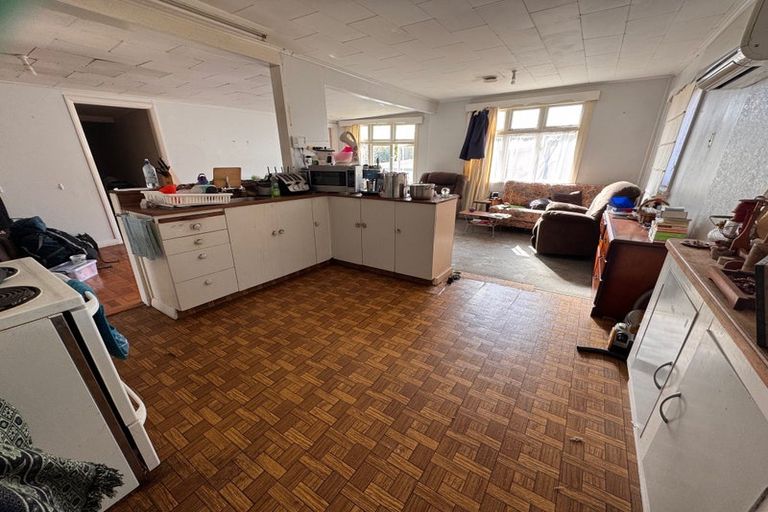 Photo of property in 62 Hampden Street, Picton, 7220