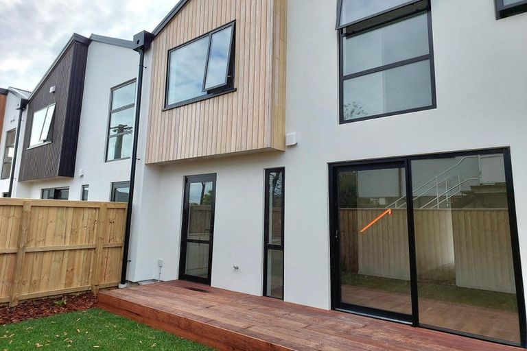 Photo of property in 3/28 Deloraine Street, Somerfield, Christchurch, 8024