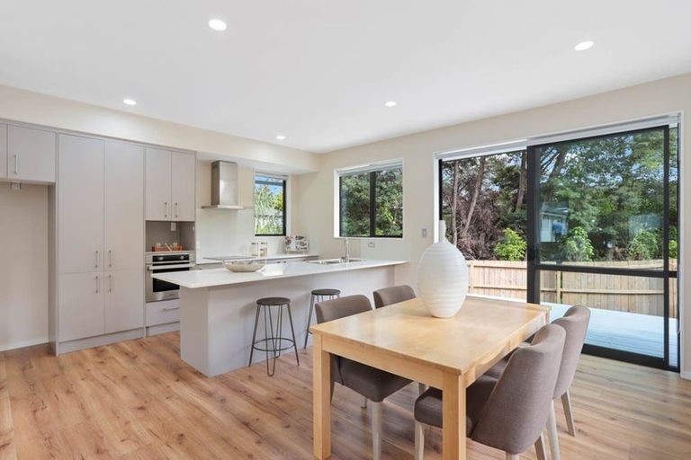 Photo of property in 46 Universal Drive, Henderson, Auckland, 0610