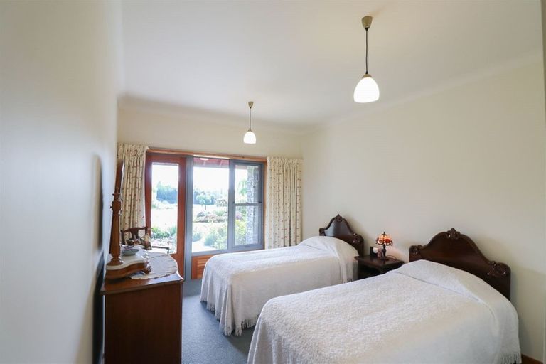 Photo of property in 32 Ribbonwood Road, Geraldine Downs, Geraldine, 7991