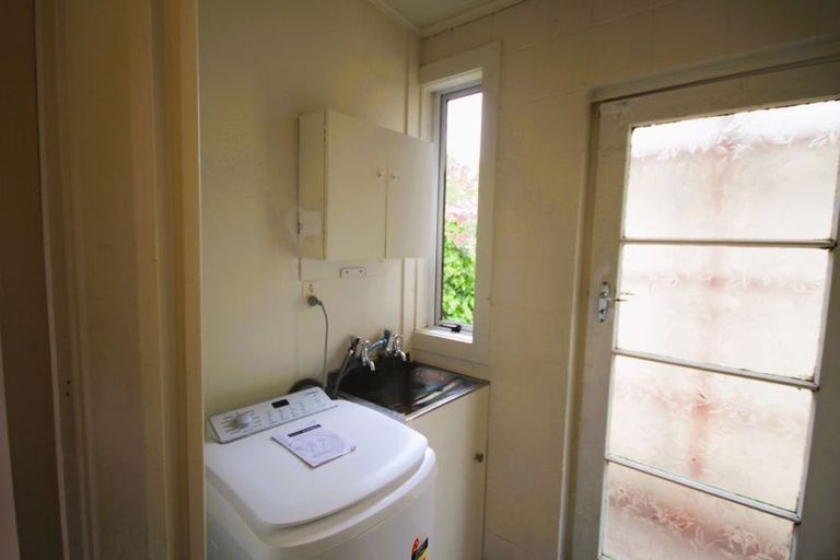 Photo of property in 28d Hargest Crescent, Saint Kilda, Dunedin, 9012