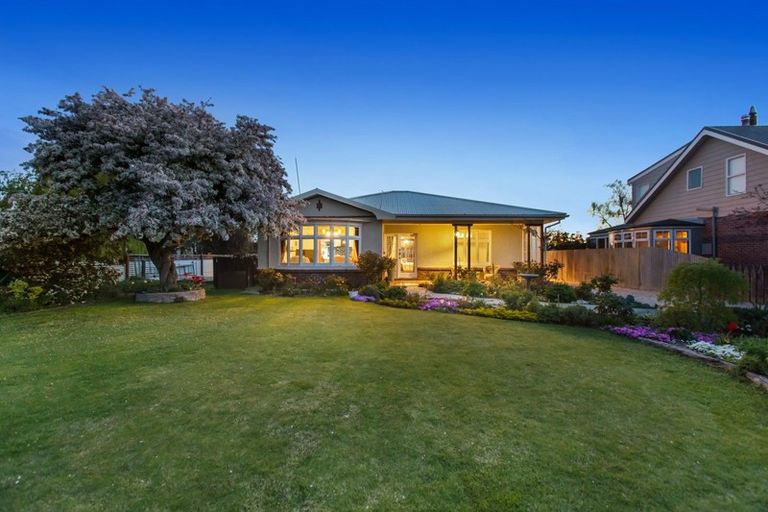 Photo of property in 10 Thomas Street, Ranfurly, 9332