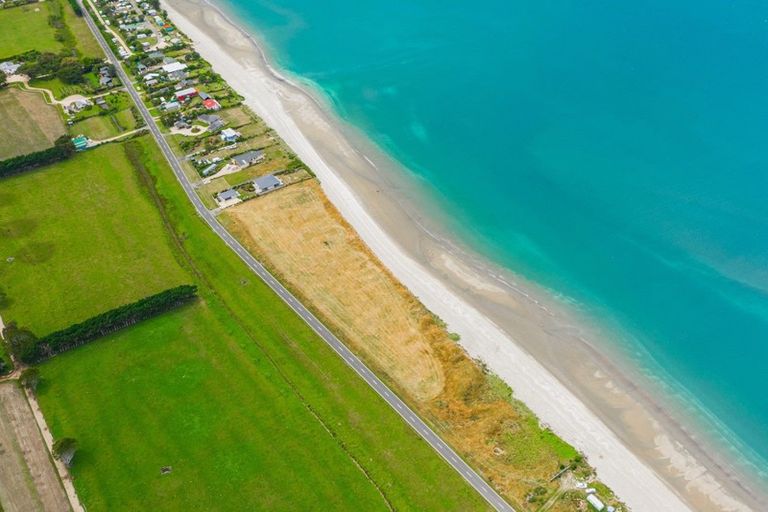 Photo of property in 1060 Collingwood-puponga Main Road, Pakawau, Collingwood, 7073