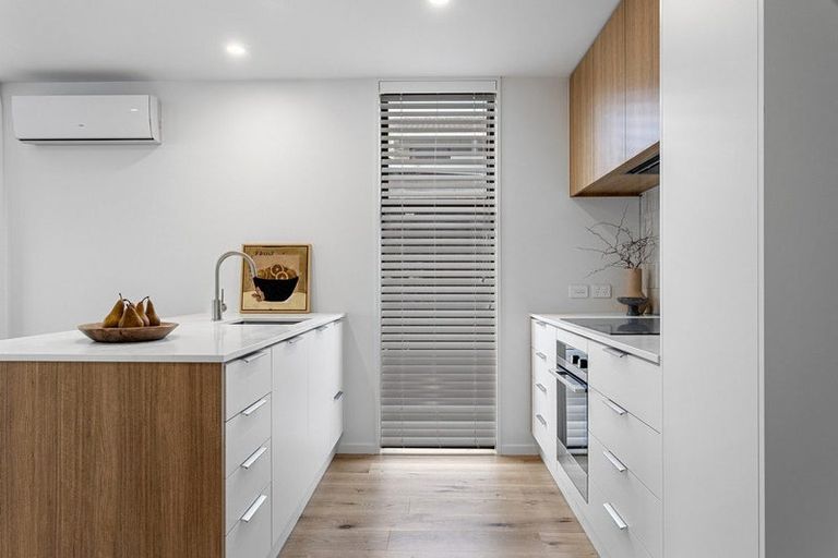 Photo of property in 40a Clare Road, St Albans, Christchurch, 8014