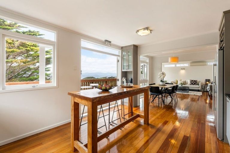 Photo of property in 22 Rajkot Terrace, Broadmeadows, Wellington, 6035