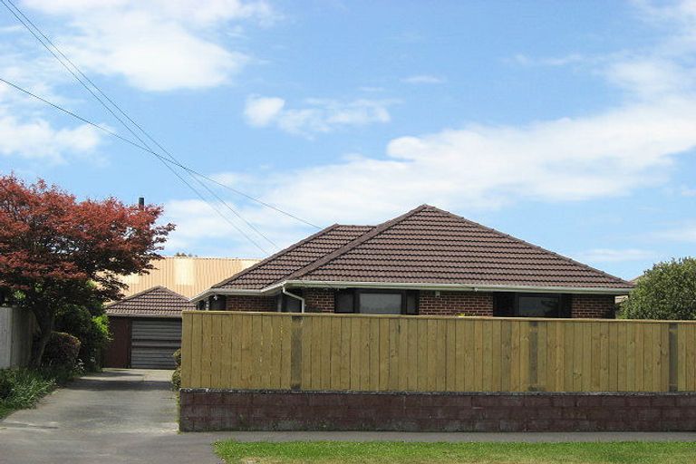 Photo of property in 50 Cranbrook Avenue, Burnside, Christchurch, 8053