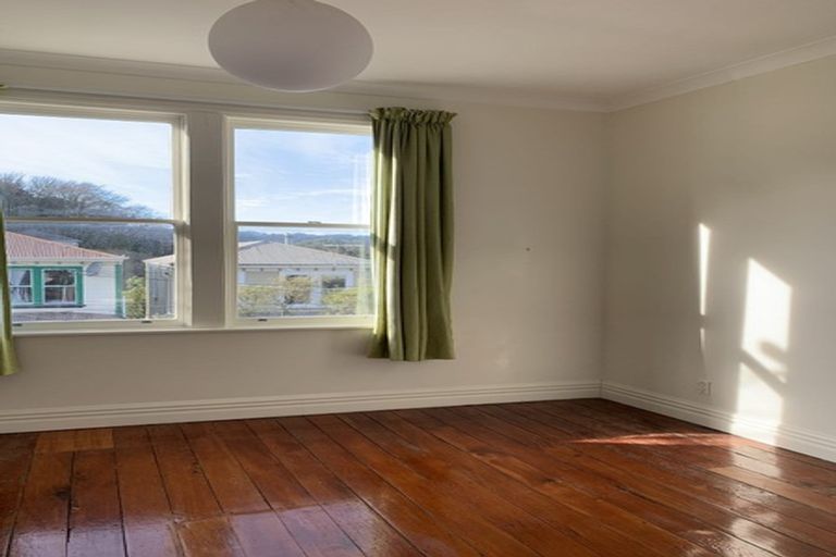 Photo of property in 5 Devon Street, Aro Valley, Wellington, 6021