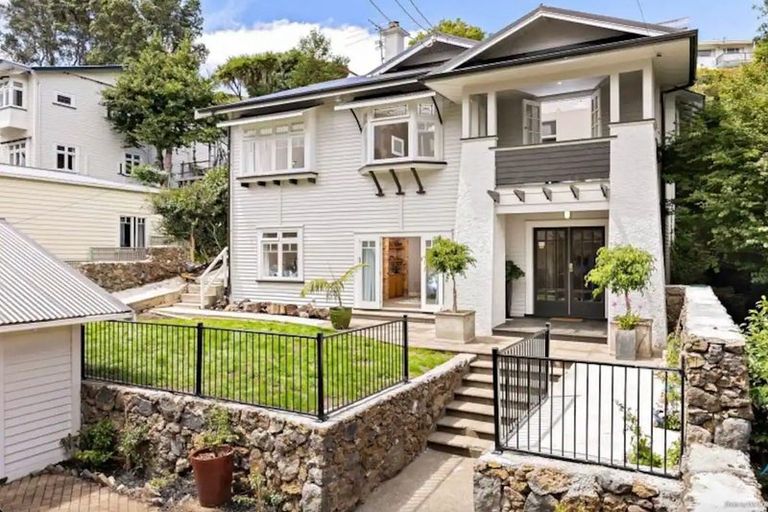 Photo of property in 18 Charlton Avenue, Mount Eden, Auckland, 1024