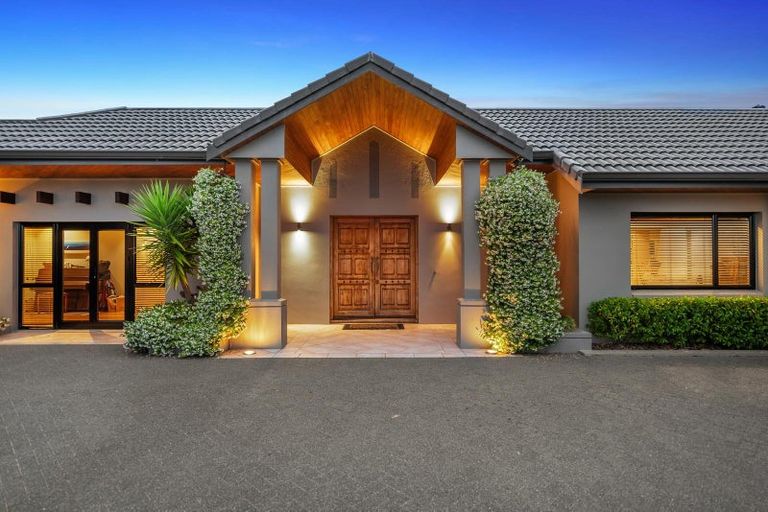 Photo of property in 945 Kahikatea Flat Road, Waitoki, Kaukapakapa, 0871