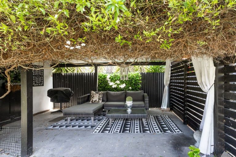 Photo of property in 2/1103 Outram Road, Akina, Hastings, 4122