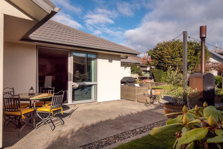 Photo of property in 38 Erskine Street, Lake Hayes, Queenstown, 9304