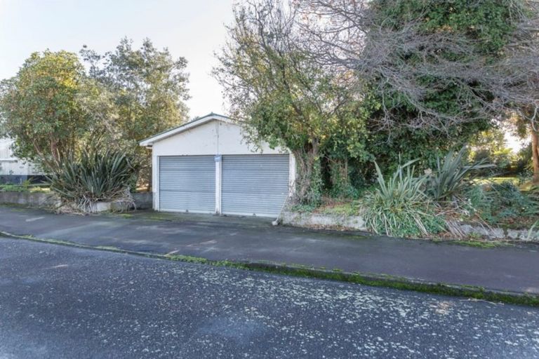 Photo of property in 61 Guy Street, Dannevirke, 4930