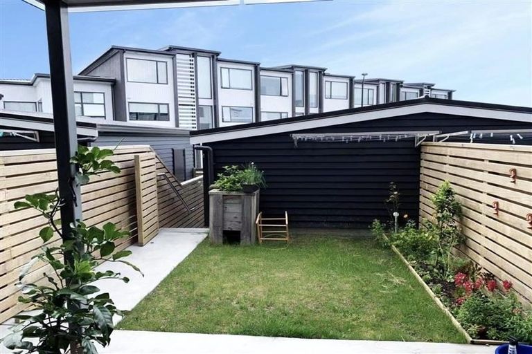 Photo of property in 7 Settlers Avenue, Hobsonville, Auckland, 0618