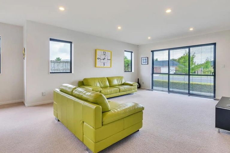 Photo of property in 69 Parkhaven Drive, Rosehill, Papakura, 2113