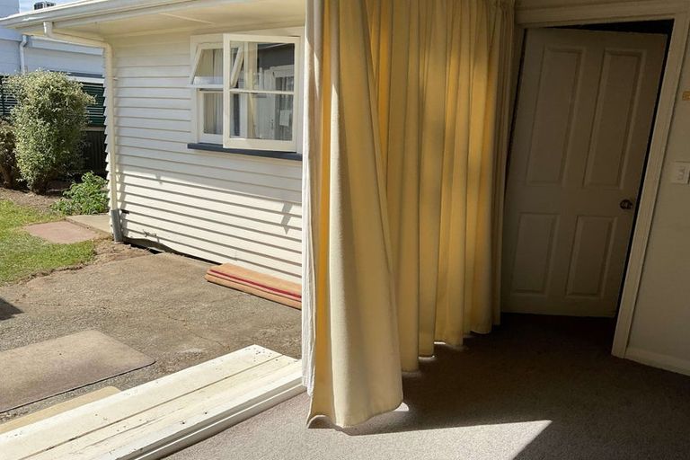 Photo of property in 73 Dunns Avenue, The Pines Beach, 7630