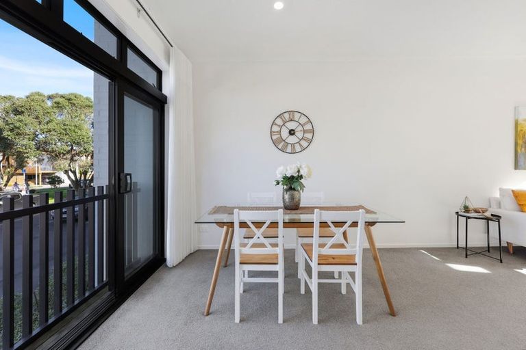 Photo of property in 6 Mayfly Lane, Hobsonville, Auckland, 0616